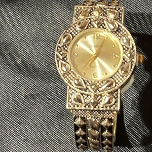 Geneva Gold Glamour Women's Watch